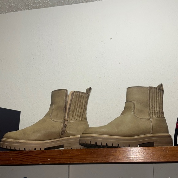 Time and Tru Tan zip Combat Moto women’s Boots with Chunky Sole - Picture 1 of 7